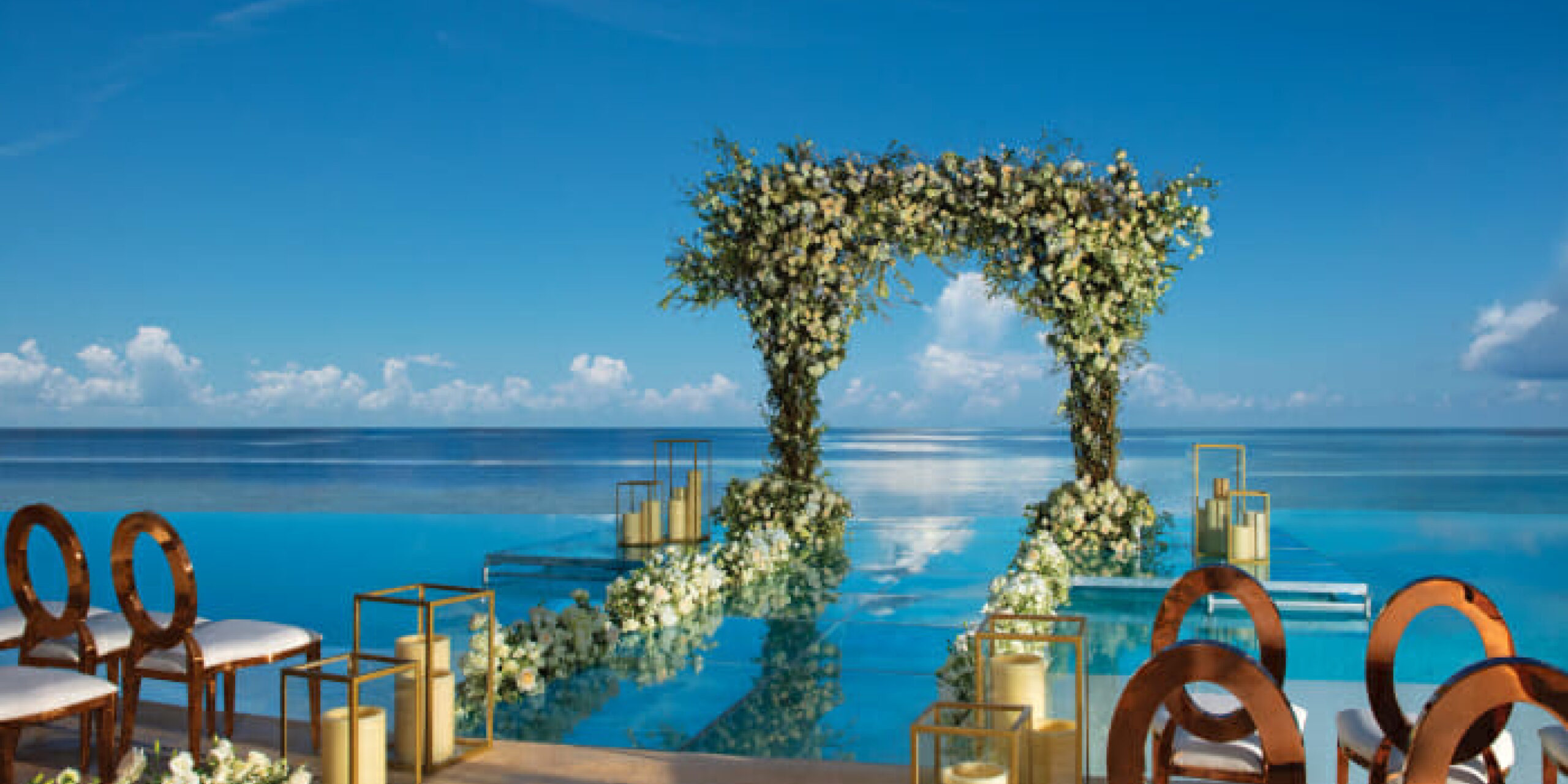 dreams-natura-infinity-pool-wedding-venue